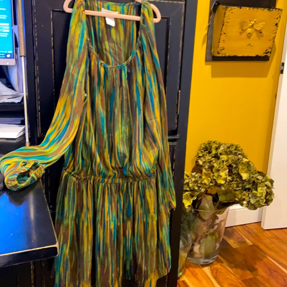 Women’s cold shoulder dress